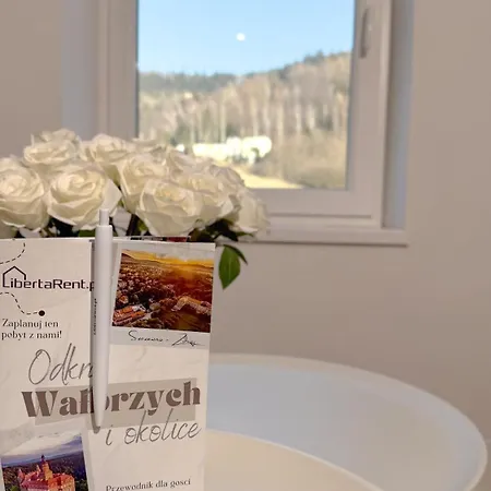 Lesny Horyzont By Libertarent *