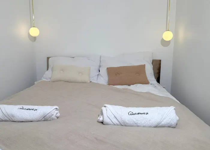 Lesny Horyzont By Libertarent *