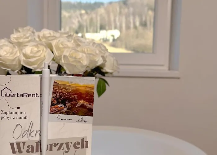 Lesny Horyzont By Libertarent *